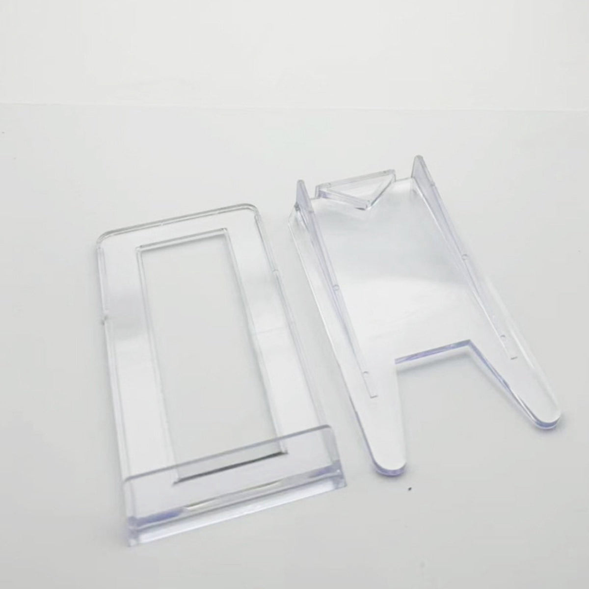 Clear Acrylic Easel Stand with Three Locking Angles for Books and Artwork - Image 5