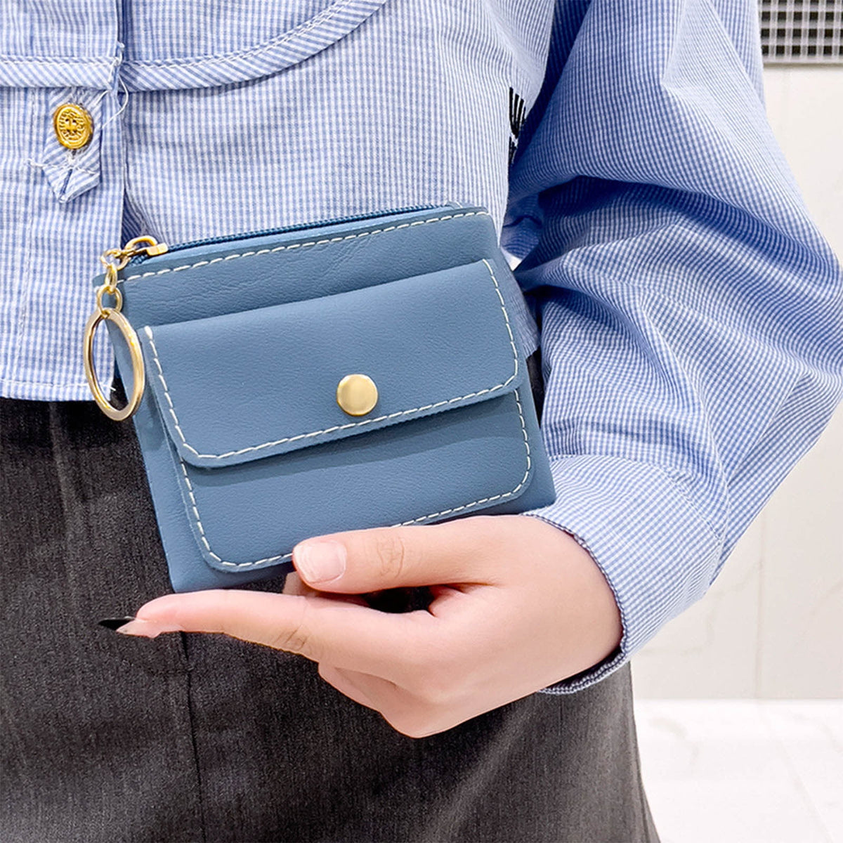 Small Zip Wallet for Coins and Cards, 4.7 by 3.5 Inches, in Bright Colors - Image 4